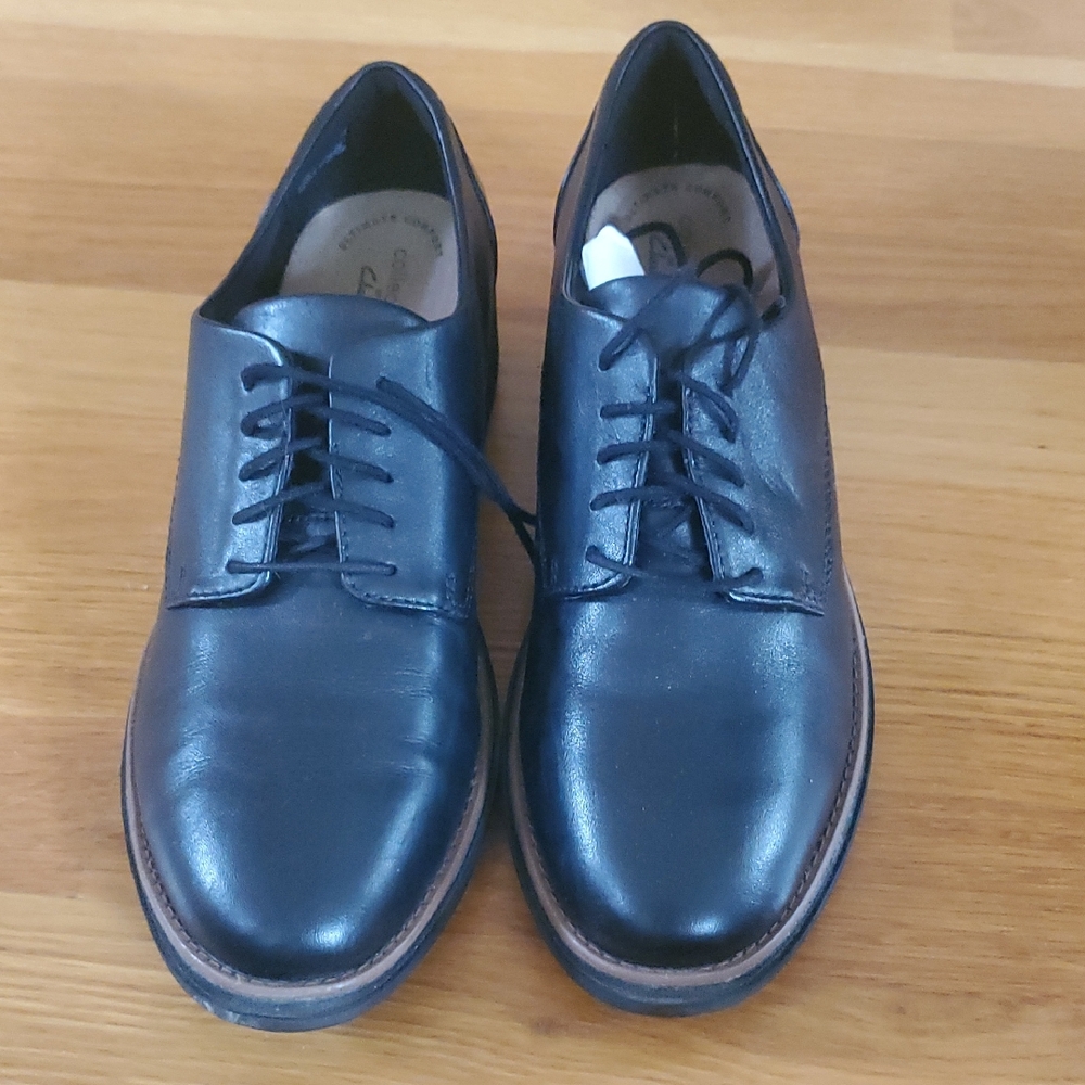Clarks Sharon Noel lace up Oxford size 8.5. Black leather - Picture 2 of 7